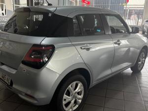 Suzuki Swift 1.2 GL+ auto - Image 5