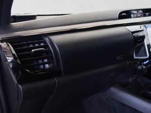 Toyota Hilux 2.8GD-6 double cab Legend auto - Image 15