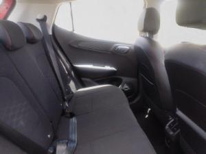 Hyundai Grand i10 1.0 Executive hatch - Image 16