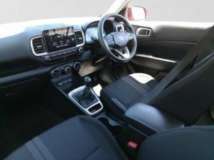 Hyundai Venue 1.2 Premium - Image 13