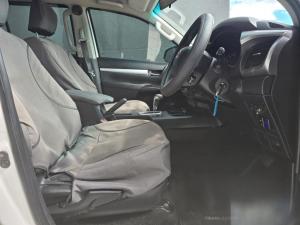 Toyota Hilux 2.8GD-6 double cab 4x4 Raider auto - Image 14