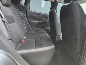 Nissan Magnite 1.0 Visia manual - Image 14