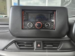 Suzuki Swift 1.2 GL - Image 12