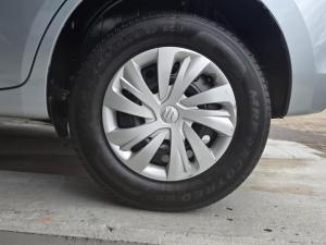 Suzuki Swift 1.2 GL - Image 7
