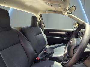 Toyota Hilux 2.4GD single cab S (aircon) - Image 11