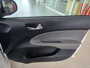 Kia Pegas 1.4 EX automatic - Image 15