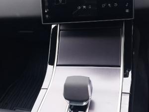 Land Rover Range Rover Evoque D200 R-Dynamic SE - Image 22