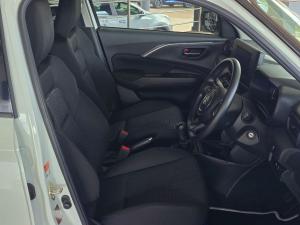 Suzuki Swift 1.2 GL+ manual - Image 16