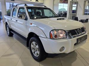 Nissan NP300 Hardbody 2.5TDi double cab 4x4 - Image 1