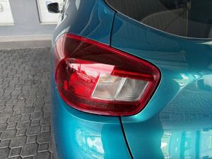 Renault Kwid 1.0 Techno manual - Image 11