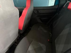 Renault Kwid 1.0 Techno manual - Image 16