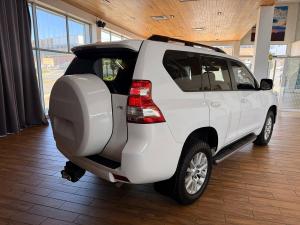 Toyota Land Cruiser Prado 3.0DT VX - Image 5
