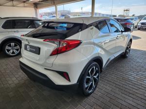 Toyota C-HR 1.2T Plus auto - Image 2
