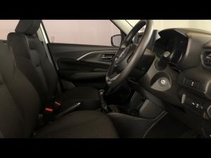 Suzuki Swift 1.2 GL - Image 10