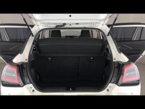 Suzuki Swift 1.2 GL - Image 13