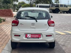 Toyota Vitz 1.0 XR manual - Image 5