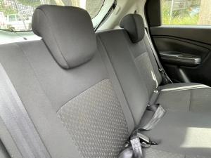 Toyota Vitz 1.0 XR manual - Image 9