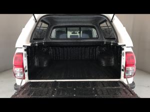 Toyota Hilux 2.4GD-6 double cab 4x4 Raider auto - Image 13