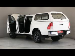 Toyota Hilux 2.4GD-6 double cab 4x4 Raider auto - Image 25