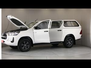 Toyota Hilux 2.4GD-6 double cab 4x4 Raider auto - Image 27