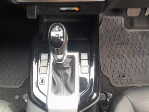 Isuzu D-Max 3.0TD double cab V-Cross - Image 12