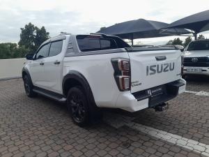 Isuzu D-Max 3.0TD double cab V-Cross - Image 21