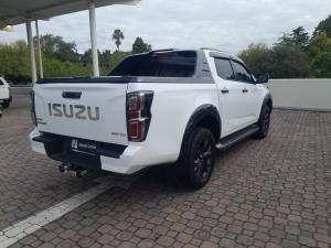 Isuzu D-Max 3.0TD double cab V-Cross - Image 2