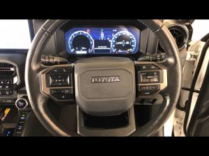 Toyota Land Cruiser Prado 2.8GD VX-R - Image 8