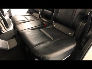 Toyota Land Cruiser Prado 2.8GD VX-R - Image 12