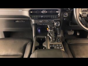 Toyota Land Cruiser Prado 2.8GD VX-R - Image 15