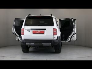Toyota Land Cruiser Prado 2.8GD VX-R - Image 24