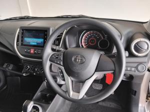 Toyota Vitz 1.0 XR auto - Image 8