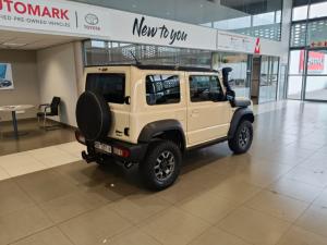 Suzuki Jimny 1.5 GLX automatic - Image 2