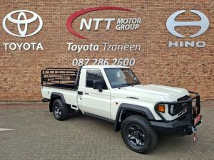 Toyota Land Cruiser 79 2.8 GD-6S/C automatic - Image 1