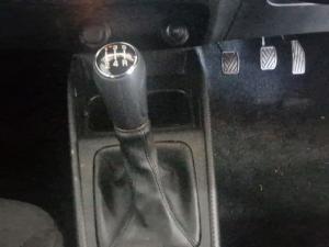 Toyota Hilux 2.4 GD-6 SR 4X4S/C - Image 10