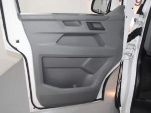 Volkswagen T6.1 Kombi 2.0TDi DSG 110KW Trendline - Image 13