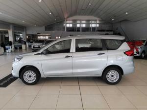 Toyota Rumion 1.5 S - Image 3