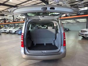 Hyundai H-1 2.5 Crdi A/T/ 2.5 Elite automatic - Image 10