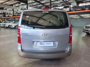 Hyundai H-1 2.5 Crdi A/T/ 2.5 Elite automatic - Image 7
