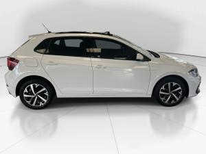 Volkswagen Polo hatch 1.0TSI Life manual - Image 8