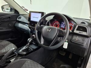 Mahindra XUV300 1.2T W4 - Image 12