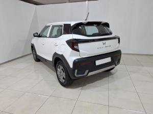Mahindra XUV300 1.2T W4 - Image 3