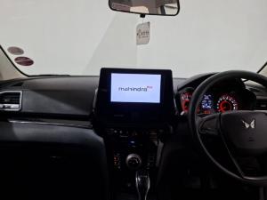 Mahindra XUV300 1.2T W4 - Image 8