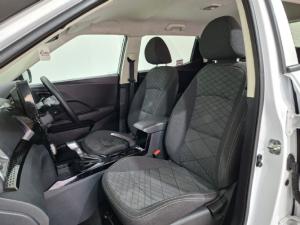 Mahindra XUV300 1.2T W4 - Image 9