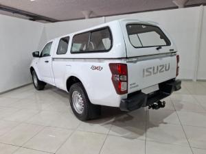 Isuzu D-Max 1.9TD single cab L 4x4 auto - Image 3