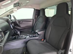 Isuzu D-Max 1.9TD single cab L 4x4 auto - Image 7