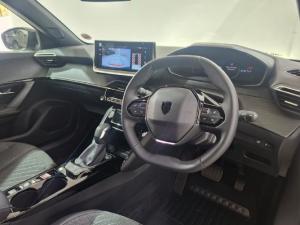 Peugeot 2008 1.2T Allure - Image 9