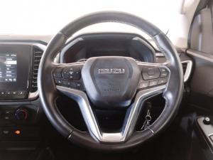Isuzu D-Max 1.9TD double cab LS auto - Image 10