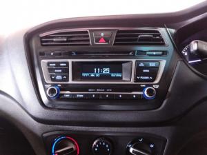 Hyundai i20 1.2 Motion - Image 12