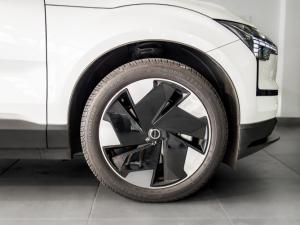 Volvo EX30 Single Motor Extended Range Plus - Image 11
